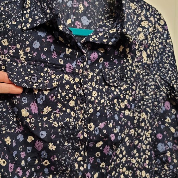 💖2 for $30!💖  Magazine Navy Blue Sheer Floral Button Up Blouse - Picture 4 of 7